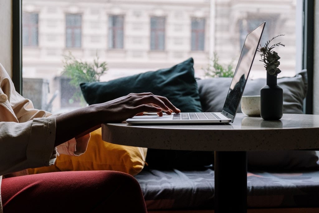 How to Write an SEO Optimized Blog BG | Strategic Media Inc